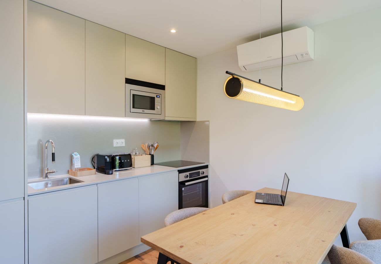 Apartamento em Porto - Feel Porto Firmeza Coworking & Flat 1.2