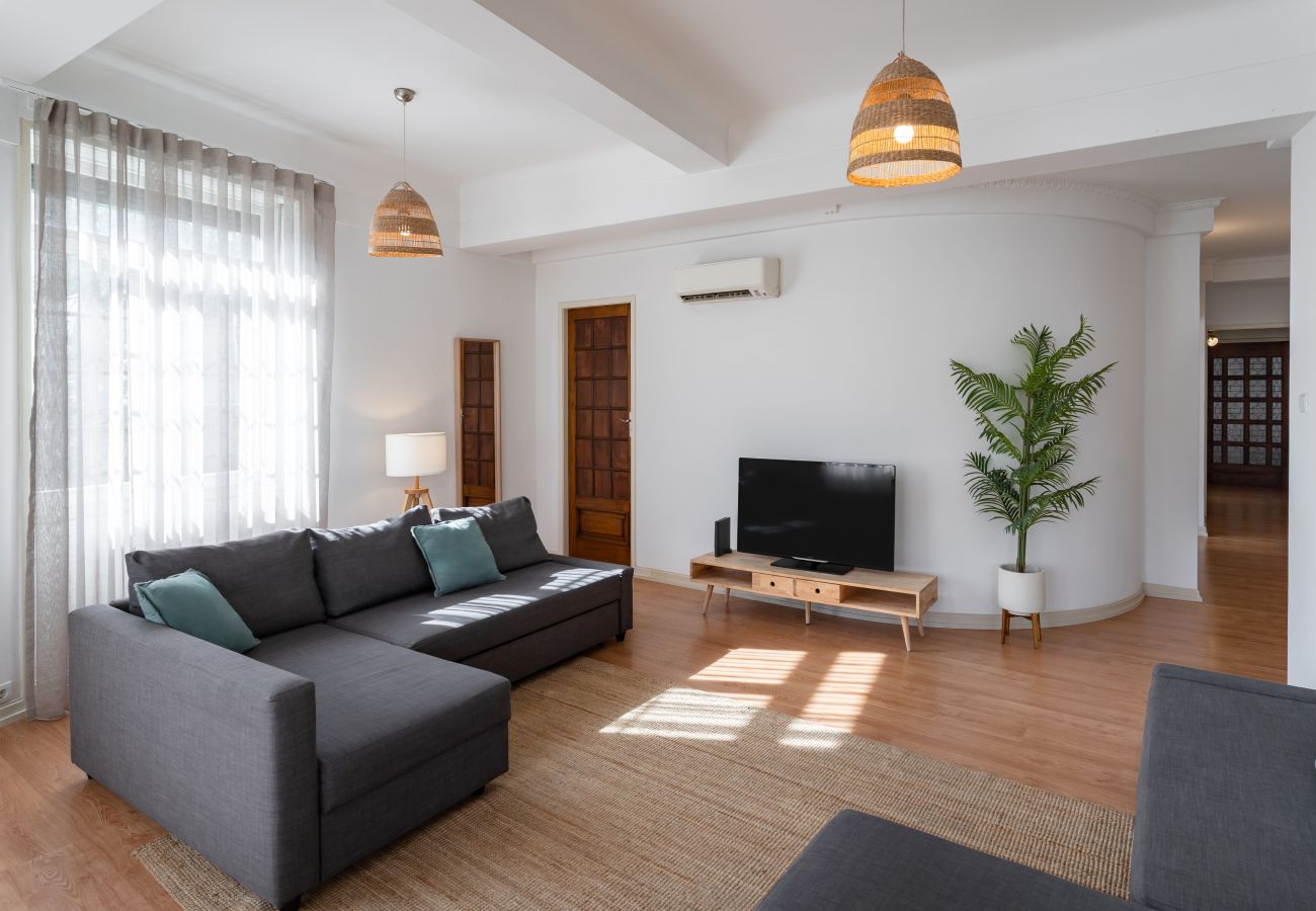 Apartment in Porto - Feel Porto Downtown Luxury Retreat