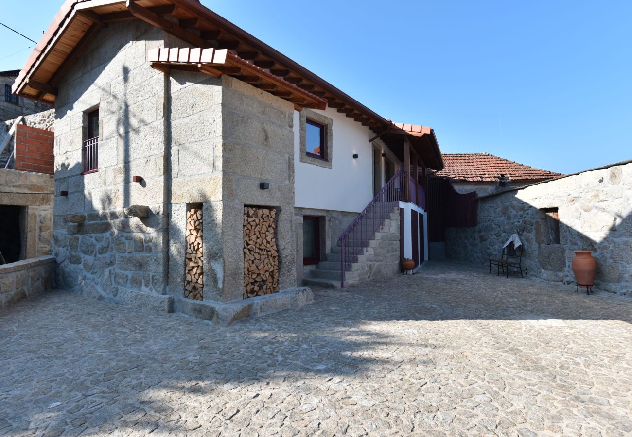 Villa in Arouca - Feel Discovery Casa da Pedra